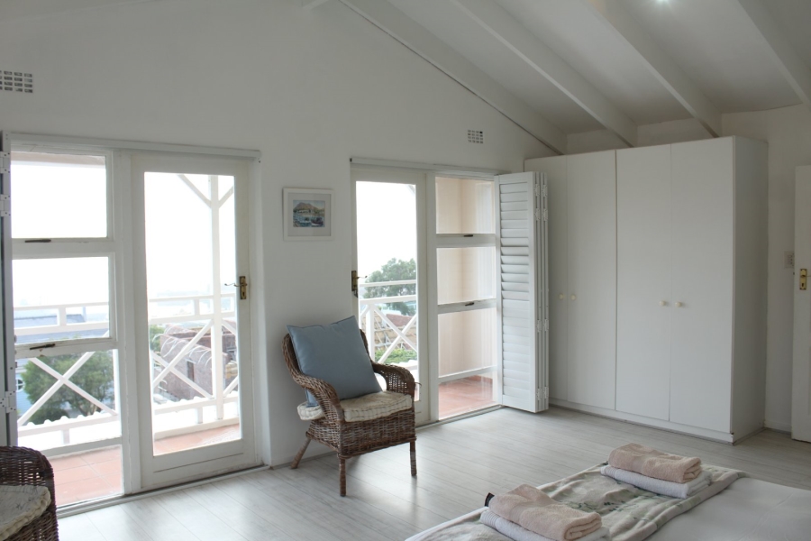 4 Bedroom Property for Sale in Simons Kloof Western Cape